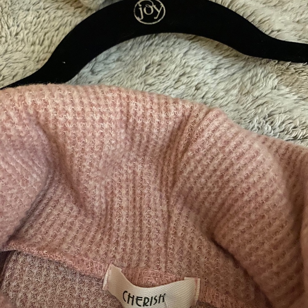 Sweater - Picture 4 of 4